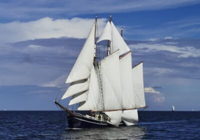 Meezeilen met driemaster Albert Johannes