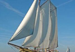 kaat-mossel-voltuig De Kaat Mossel onder voltuig