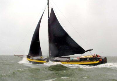 Sportief en actief zeilen op de Waddenzee