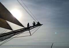 kluviernet-zonsondergang Zeilvakantie Oostzee met zeilschip