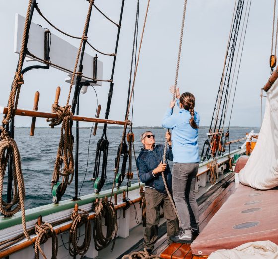 Aktiv mitsegeln auf der Aron in Dänemark