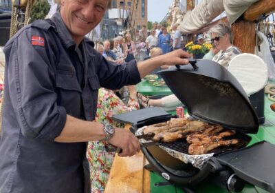 aron-barbecue Barbecueën tijdens een zeilvakantie