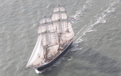 Zeilschip Morgenster onder zeil tijdens een oceaanpassage