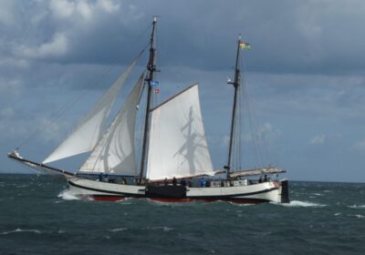 De Engelina tijdens de Haringregatta