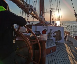 Uitzicht vanaf scheepsdek in poolgebied Antarctica